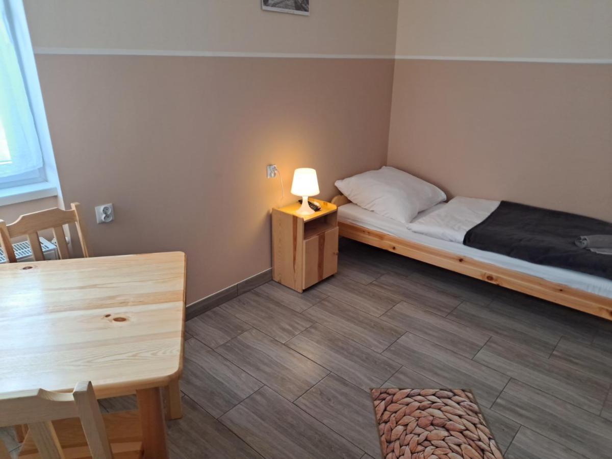 Dom Wycieczkowy "Na Stadionie" Hotel Klodzko Luaran gambar